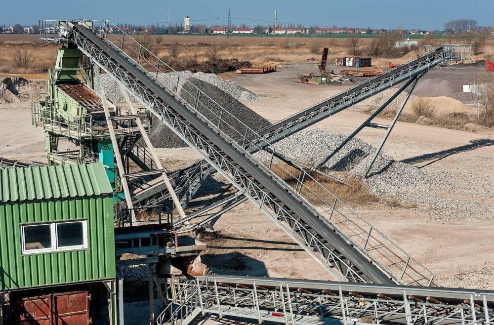 16 000 Tonnen Bauschutt vom ehemaligen Salinegelände wurden in Tollwitz recycelt.