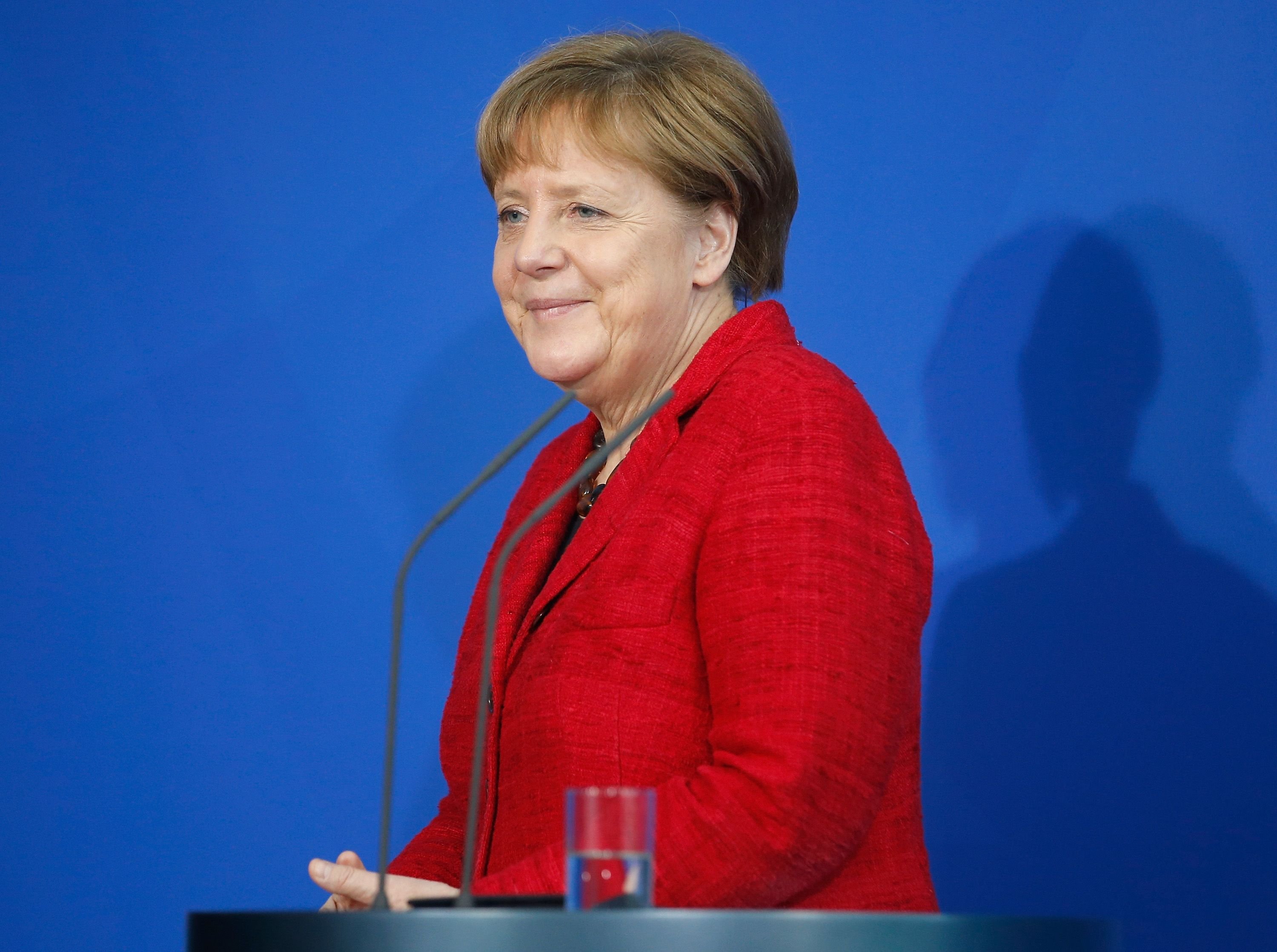 Laut einer Umfrage des Instituts Forsa steht die Hälfte der Befragten hinter Bundeskanzlerin Angela Merkel.