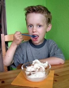Selbst gemachtes Eis. (Foto: dpa)