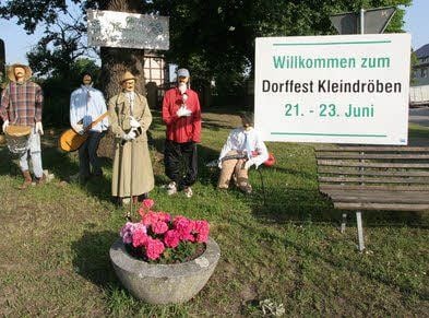 So wird in Kleindröben für das Dorffest am kommenden Wochenende geworben.