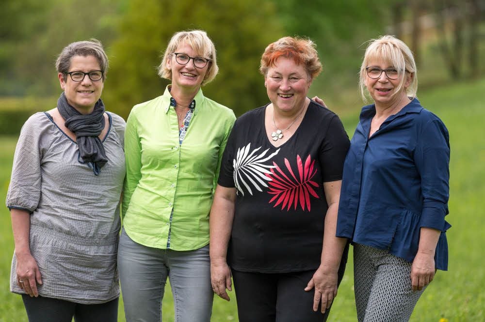 Marion Huss, Carola Köhler, Gabriele Knobloch und Barbara Walter (v.l.) sind seit 18 Jahren als freiberufliche Hebammen in Zeitz tätig.
