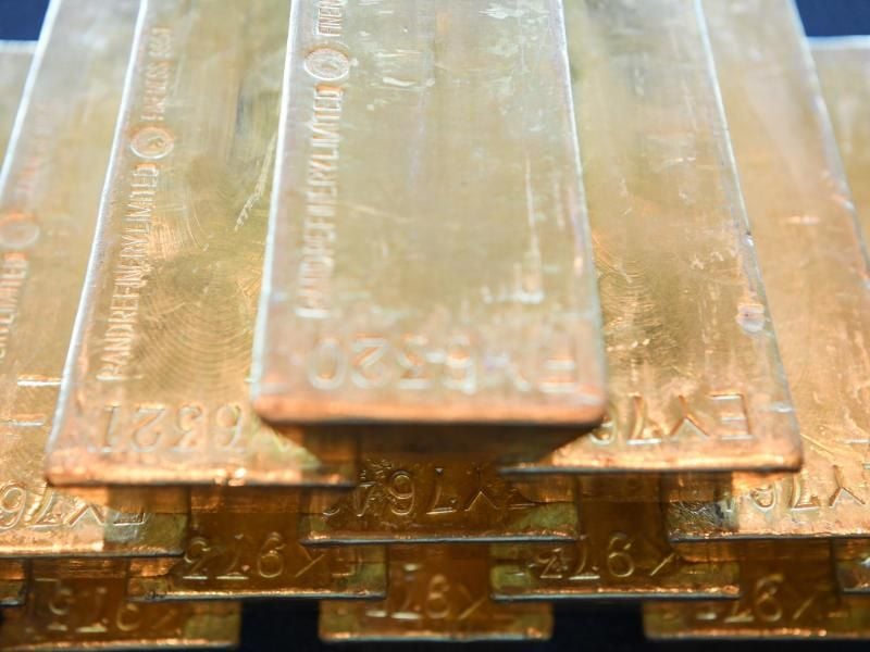 Eine Investition in das als krisenfest geltende Edelmetall Gold kann durchaus lohnenswert sein. Foto: Arne Dedert