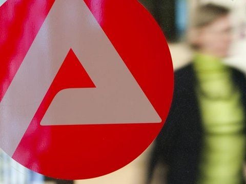 Die Bernburger Arbeitsagentur wird laut Geschäftsführer Thomas Holz in der Region gut angenommen.
