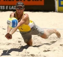 David Klemperer und Niklas Rademacher belegen beim Weltserienturnier der Beachvolleyballer in Stavanger/Norwegen den zweiten Platz. (Foto: dpa)