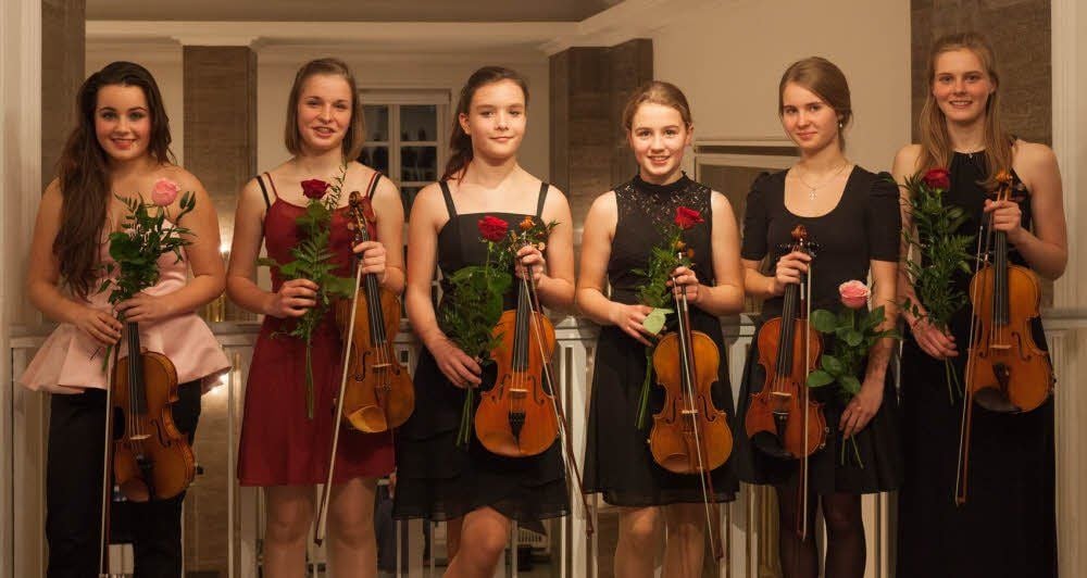 Die Preisträgerinnen des Violin-Förderwettbewerbs