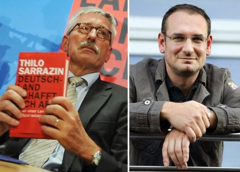 Die Bildkombo zeigt den Autor Thilo Sarrazin (l.), der sein Buch «Deutschland schafft sich ab» bei einer Buchvorstellung hält und den Autor Tommy Jaud. (FOTO: DPA)