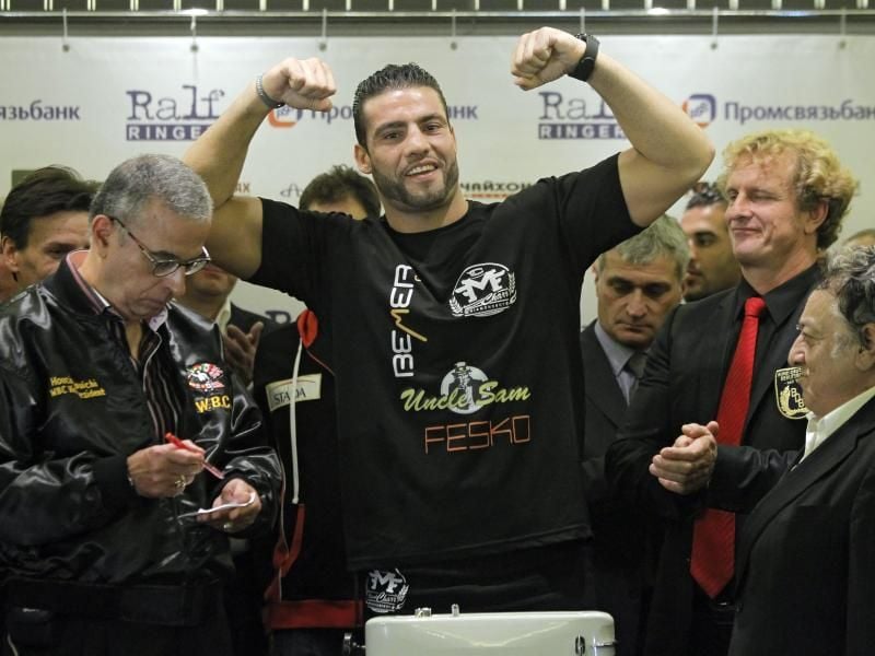Manuel Charr wird gegen David Haye in den Ring steigen.