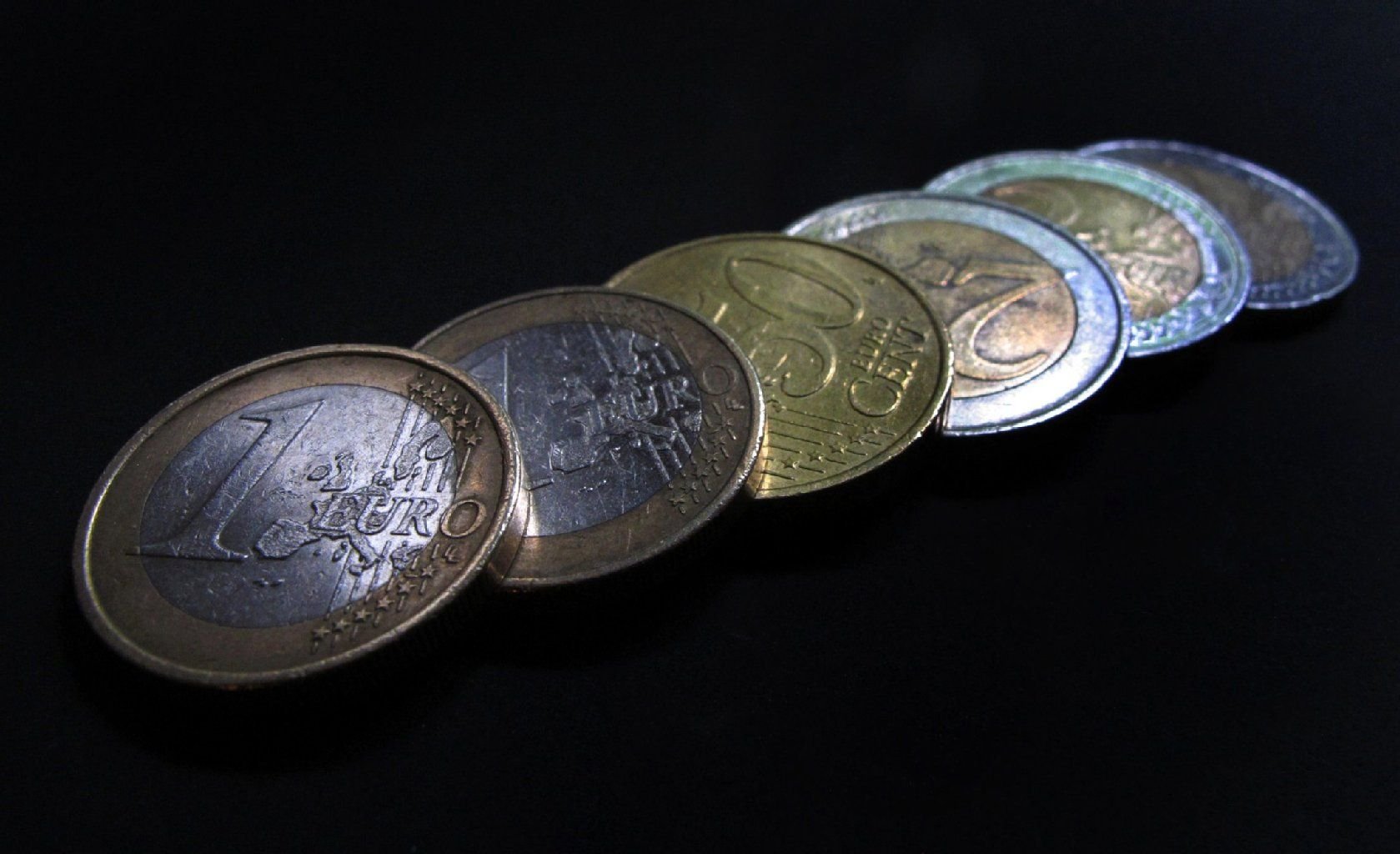 1,5 Millionen Arbeitnehmer könnten laut einer aktuellen Studie beim Mindestlohn außen vor bleiben.