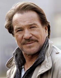 Der Schauspieler Götz George als TV-Kommissar Horst Schimanski in Köln. (Foto: dpa)