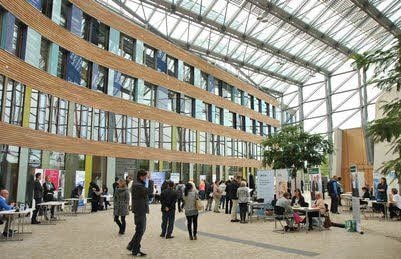 Jobbörse im Foyer des Umweltbundesamtes.
