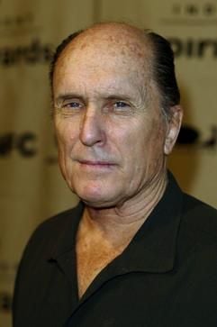 «Es gibt in ganz Amerika nur zwei Schauspieler», hat der legendäre Theaterlehrer Sanford Meisner (1905-1997) einmal gesagt. «Der eine ist Marlon Brando, der seine beste Zeit hinter sich hat, und der andere ist Robert Duvall.»