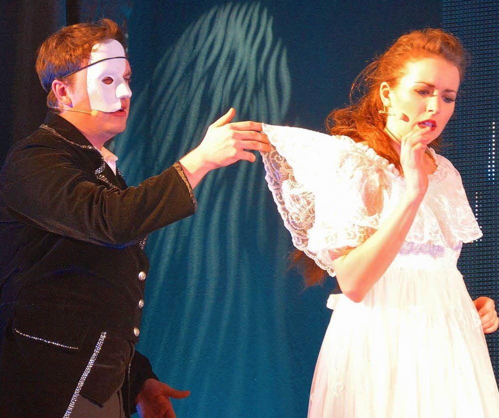 Auch „Das Phantom der Oper“ gehört zum Programm der Show.