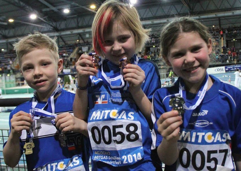 Niklas Ebeling, Kim Kraus und Sarah Heer (von links).