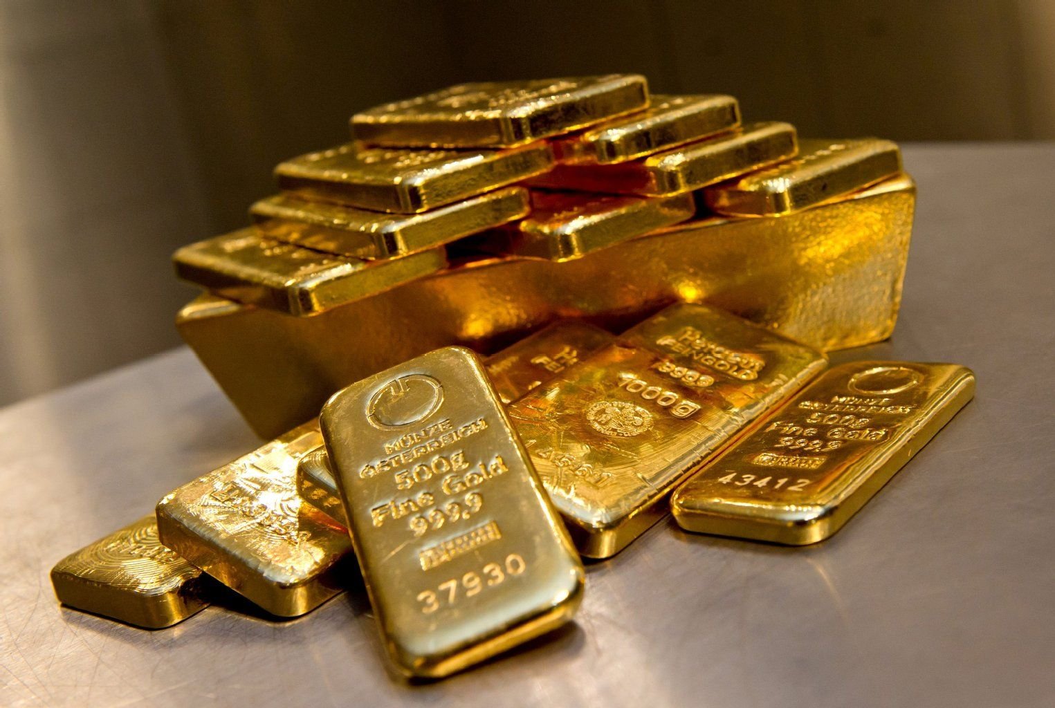 Am Pariser Flughafen Roissy haben Diebe 50 Kilogramm Gold gestohlen.