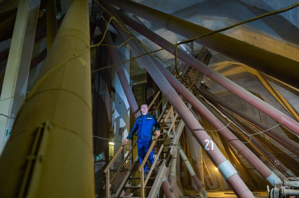 Thomas Köhler unterwegs im siebenten Stockwerk des Silos