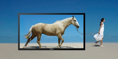 Auf der IFA zeigt Panasonic das größte 3D-fähige Full HD Plasma Display der Welt. (FOTO: HANS NELEMAN/CORBIS)