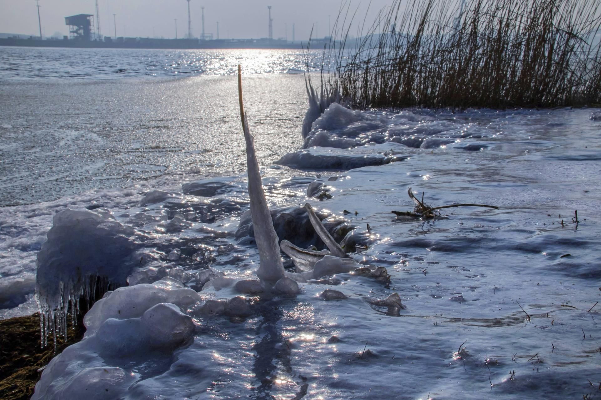 Eisige Polarluft strömt auf Deutschland zu.