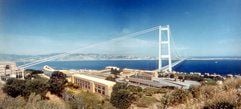 Die Computersimulation zeigt die Messina-Brücke vom italienischen Festland nach Sizilien. (Foto: dpa)