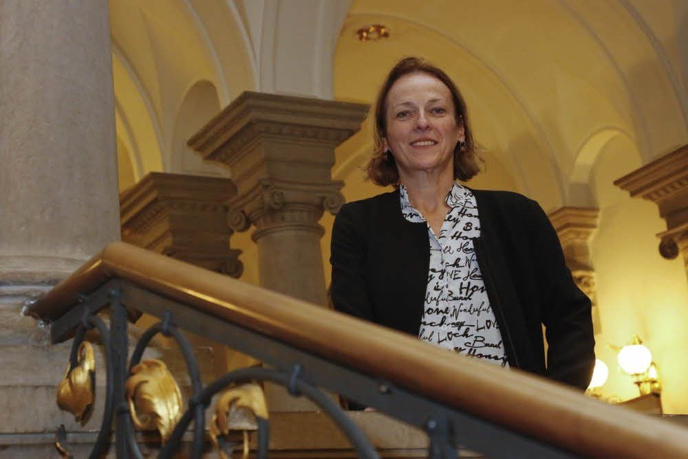 Katharina Brederlow