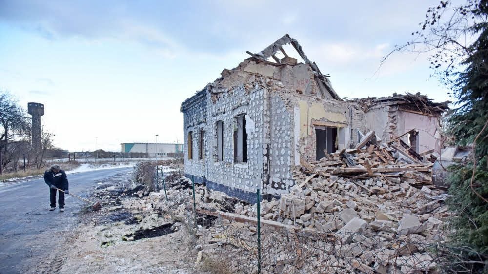 Das Wohnhaus in der Siedlung war erst vor wenigen Jahren saniert worden. Jetzt fiel es dem Abriss zum Opfer.