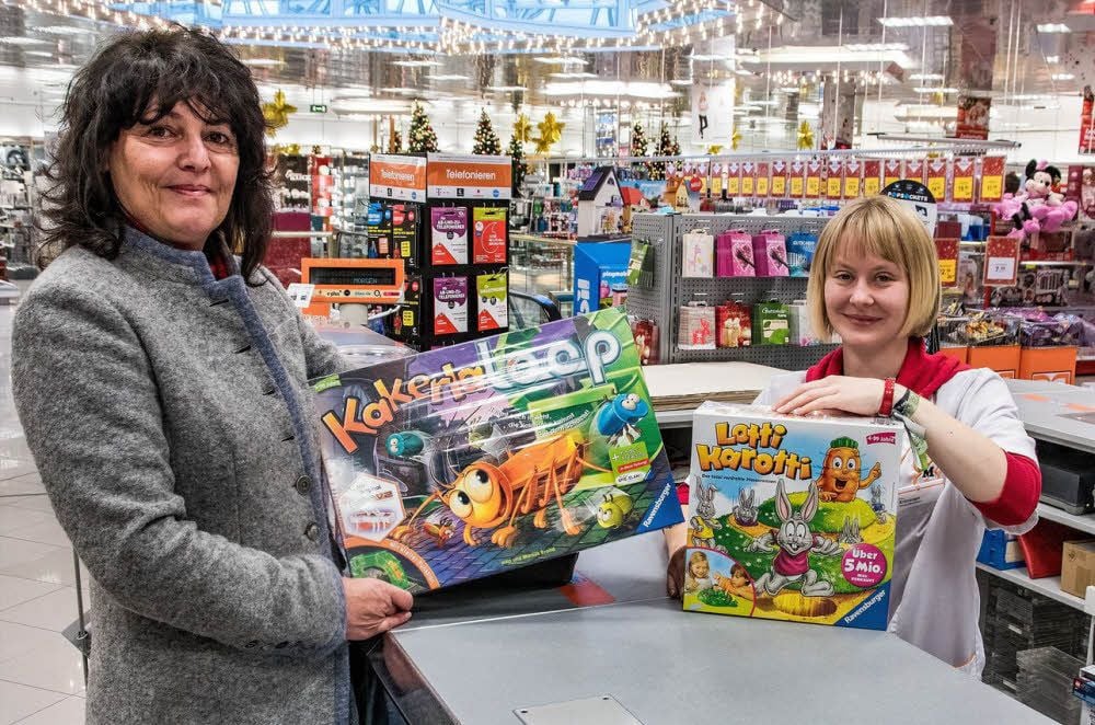 Corina Stöbe (l.) hat bei Madelaine Erdmenger ein Spiel umgetauscht.
