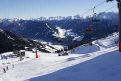 Klein, aber fein: Die Abfahrten an der Thurntaler Spitze sind das beliebteste Skigebiet im Hochpustertal. (Foto: dpa)