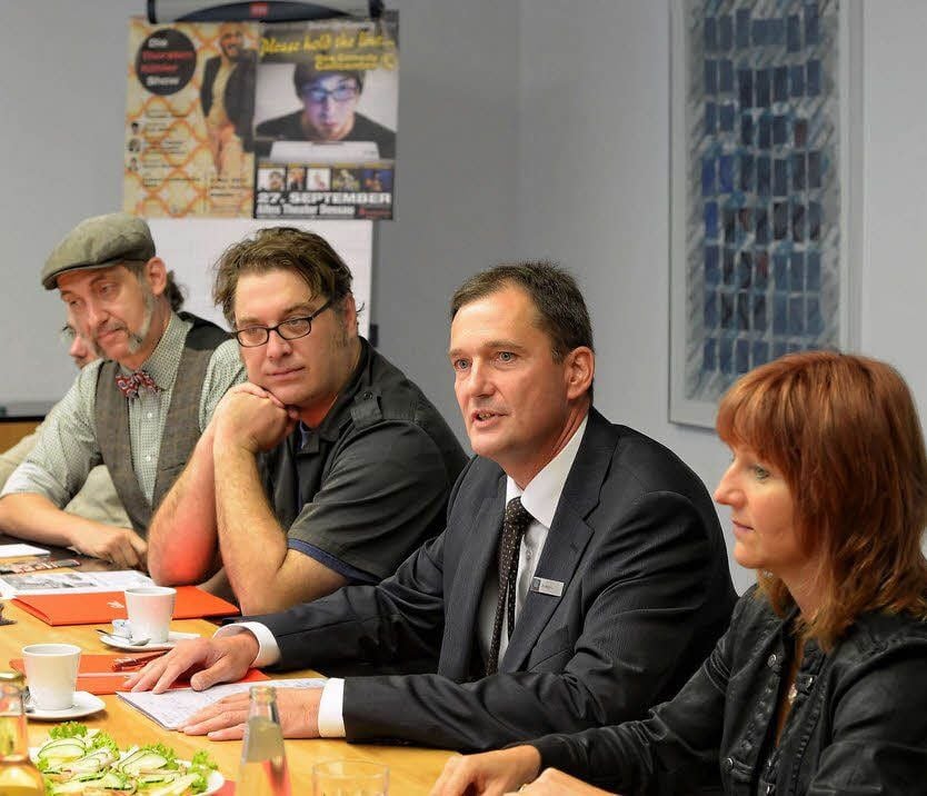 Bert Callenbach, Jörg Folta, Thorsten Weßels und Katrin Abé stellen das Programm für „Kabarett Dessau“ vor.