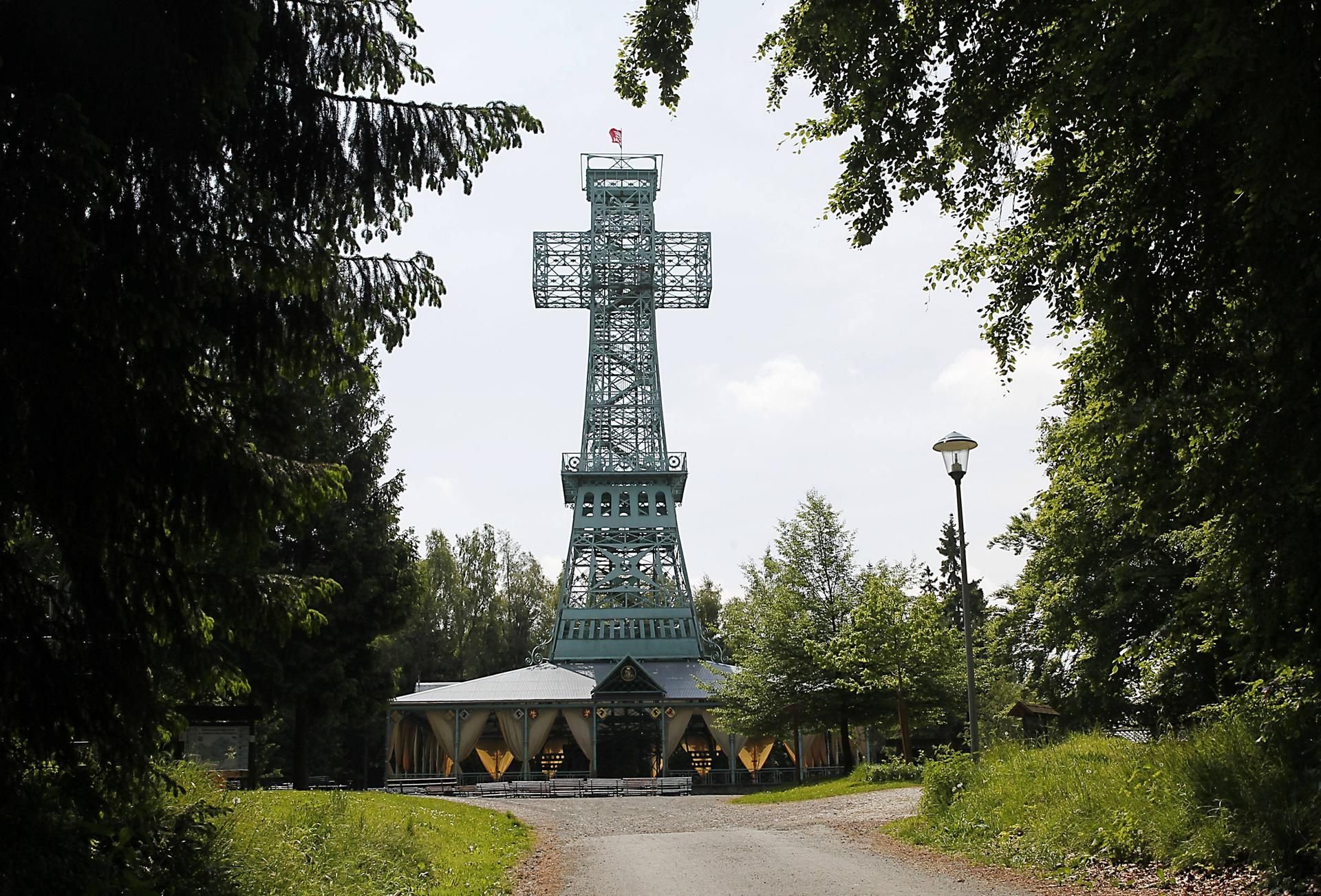 Das Josephskreuz auf dem Auerberg bei Stolberg im Harz.