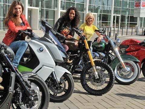 Motorräder aller Art gibt es bei der Intermot in Köln (3. bis 7. Oktober) zu sehen. (FOTO: KOELNMESSE/INTERMOT)