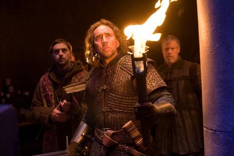 Stephen Campbell Moore als Debelzaq (von links), Nicolas Cage als Behmen und Ron Perlman als Felson in dem Abenteuerfilm «Der letzte Tempelritter». (FOTO: UNIVERSUM FILM/DAPD)