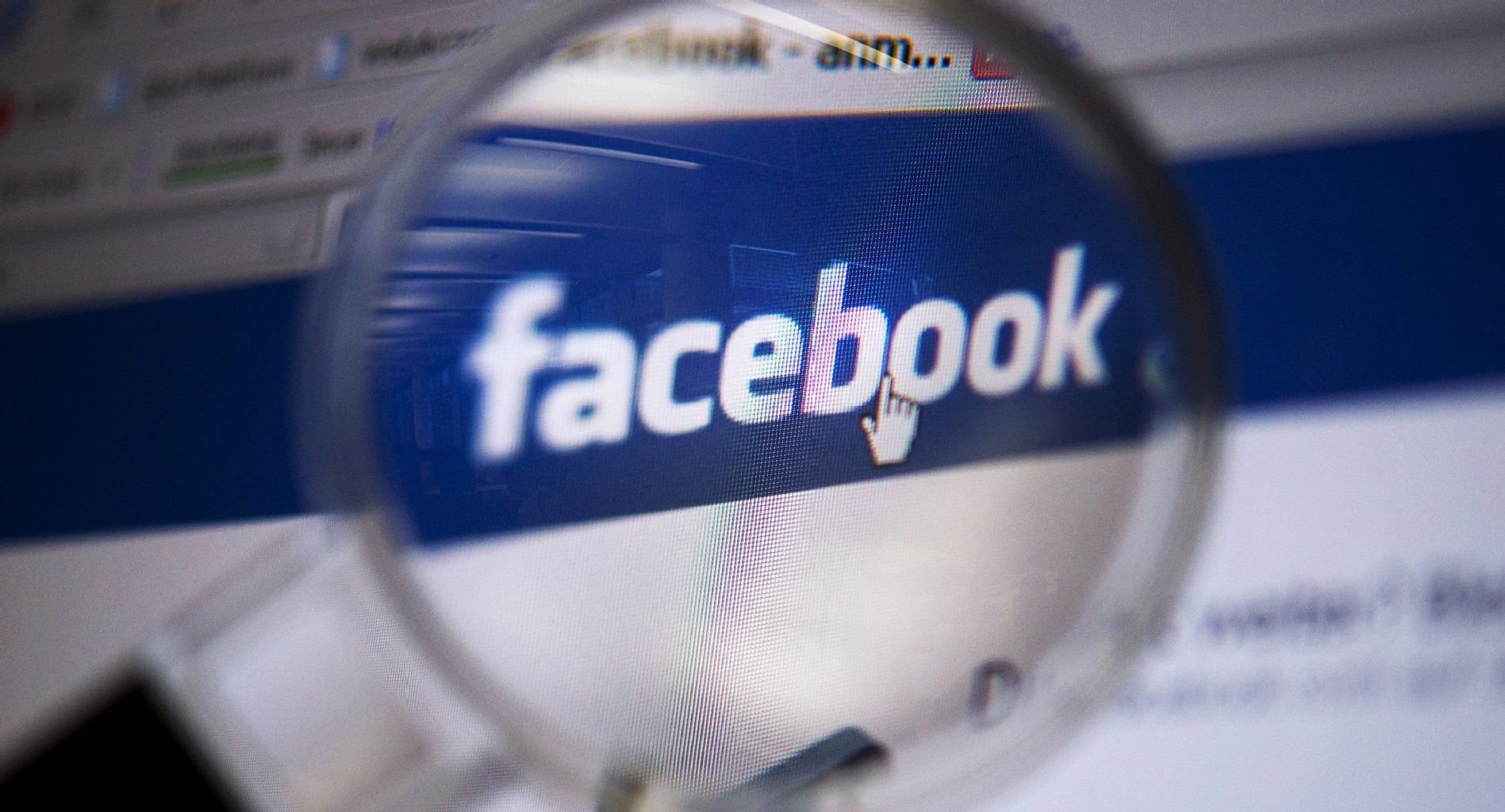 Bundesjustizminister Heiko Maas hat sich mit einer Delegation der Unternehmensführung von Facebook in Deutschland und Europa getroffen. Thema war die Löschung rassistischer Inhalte in dem sozialen Netzwerk.