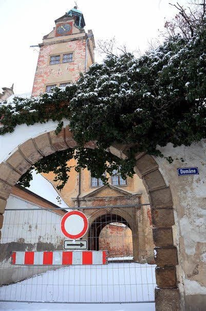 Die gesperrte Zufahrt zur Domäne, sie hat aber noch einen anderen Zuweg.