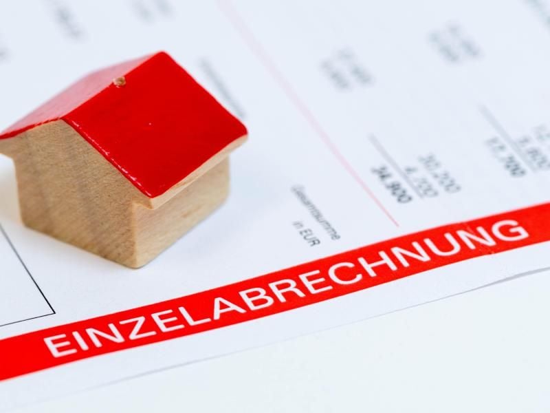 Der Vermieter darf nicht alle Kosten auf den Mieter umlegen und er muss die Betriebskosten einzelnd auflisten. Foto: Florian Schuh