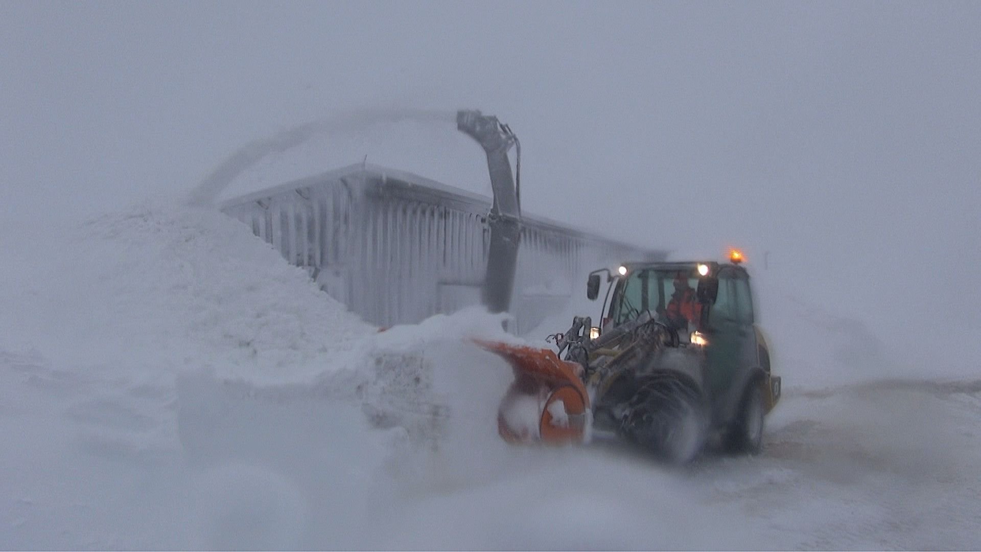 Auf dem Brocken war schweres Gerät im Einsatz.