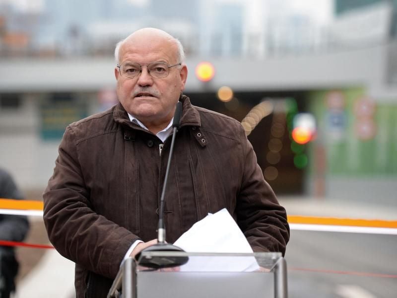 Hessens Verkehrsdezernent Klaus Oesterling 2016. Foto: Susann Prautsch/Archiv
