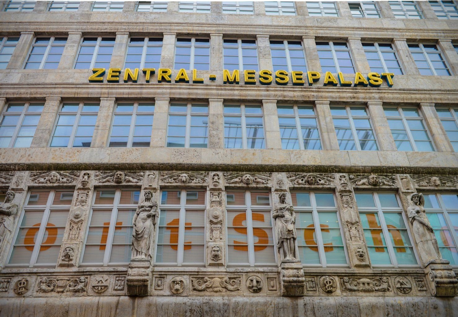 Der Zentral-Messepalast wurde 1914 fertiggestellt.