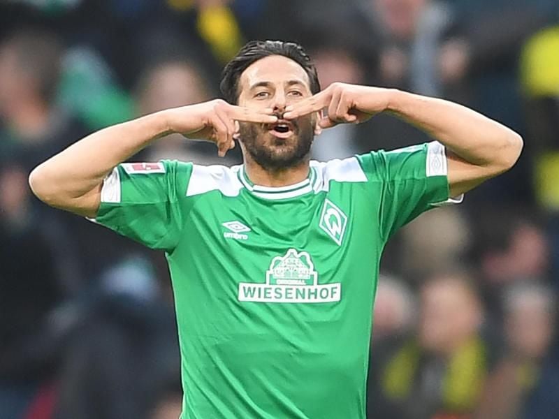 Claudio Pizarro spielt ein weiteres Jahr für Werder Bremen. Foto: Carmen Jaspersen