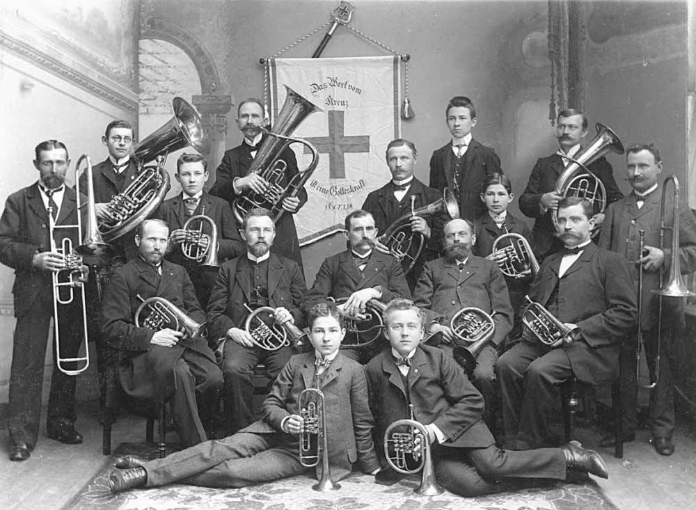 Der Posaunenchor des Blauen Kreuzes um 1900.