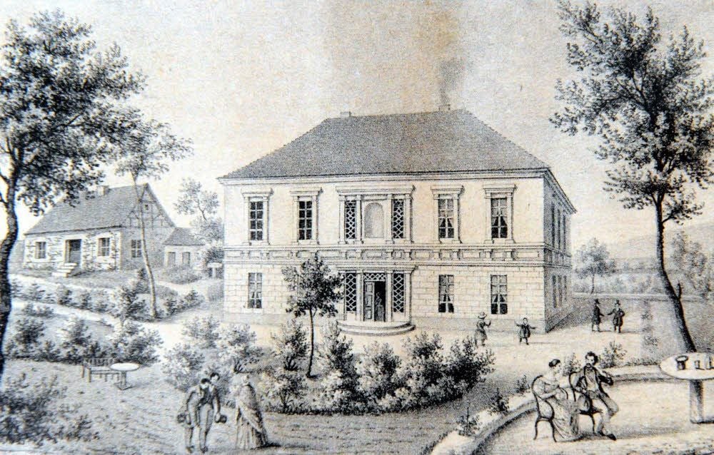 Eine historische Aufnahme des Logenhauses.