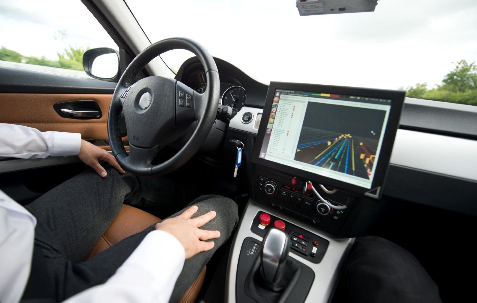 Die Fahrschul-Branche sieht im digitalen Auto einen Weg aus der Krise.