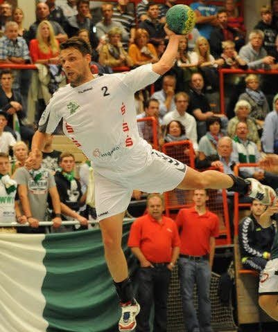 Carsten Kommoß zeigte gegen Kirchzell sein bestes Spiel seit seiner Rückkehr vom Kreuzbandriss: Der Rechtsaußen warf sechs Tore.