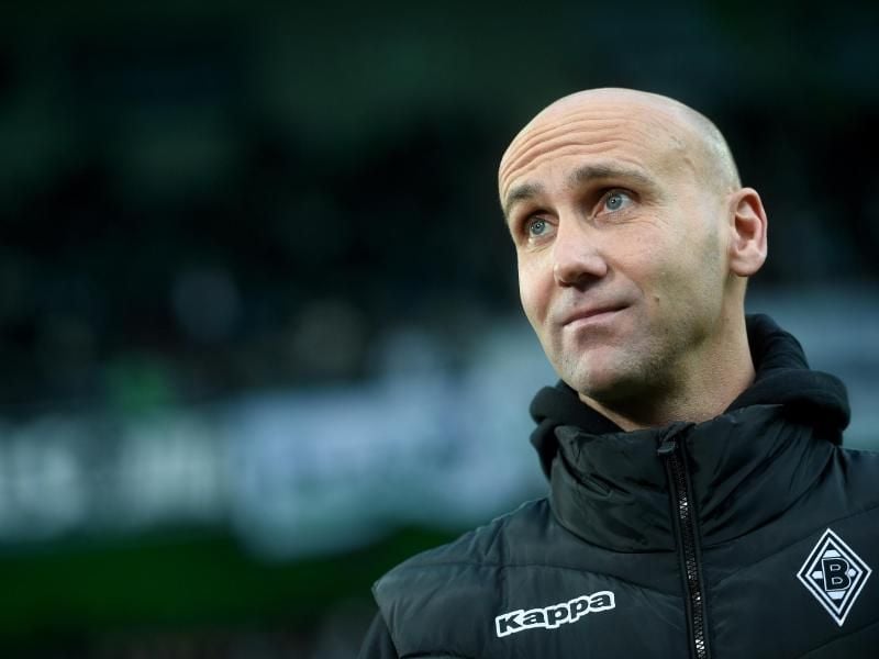 Mönchengladbachs Trainer Andre Schubert braucht gegen Manchester City einen Erfolg. Foto: Jonas Güttler