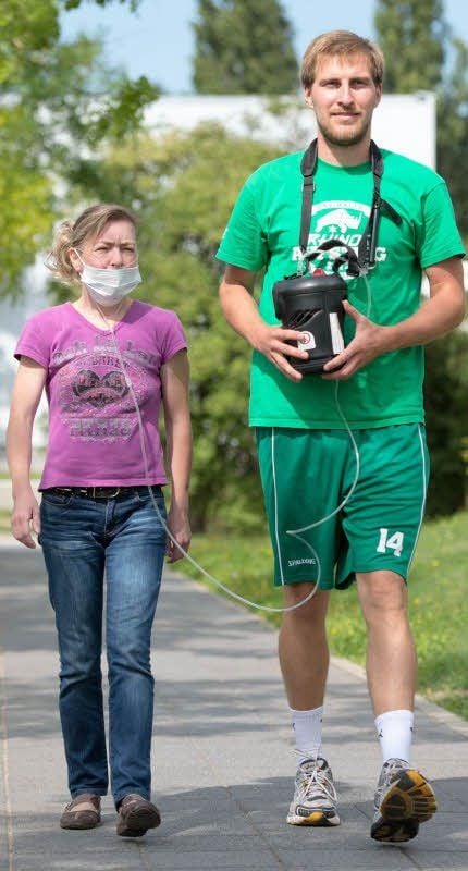 Daniela Hellner wird beim Mitteldeutschen Marathon mit Basketballer Marcus Zawatzki als Laufpaten eine Innenstadtrunde in Angriff nehmen.