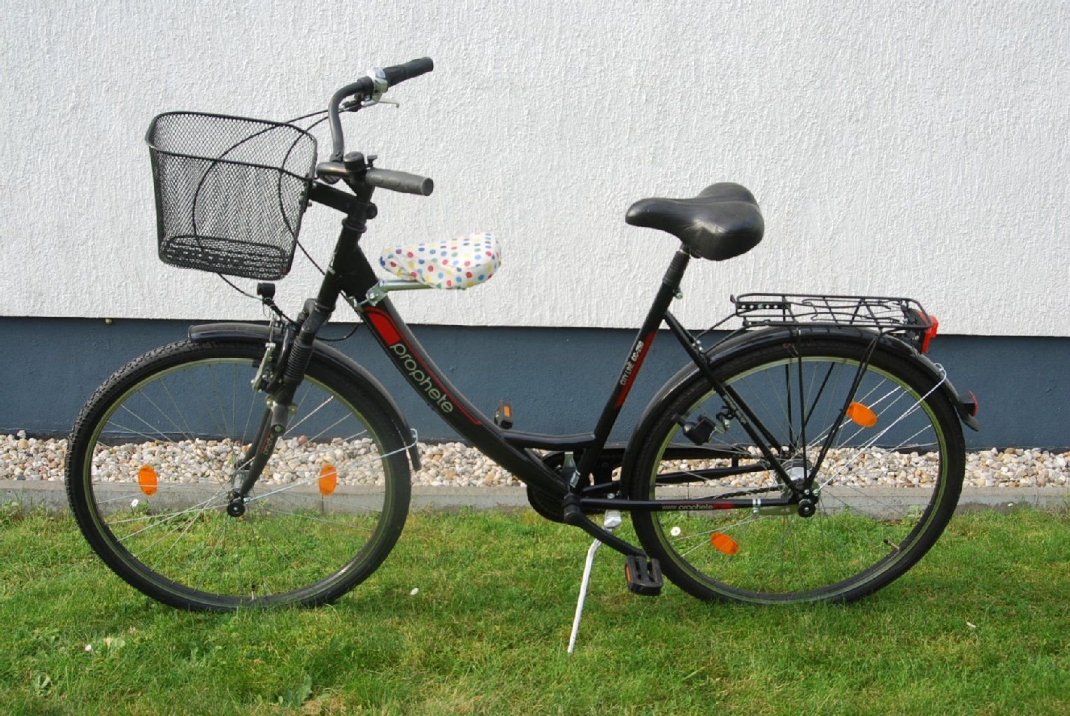 Wem gehört dieses Mutti-Rad? Die Polizei bittet um Hinweise.
