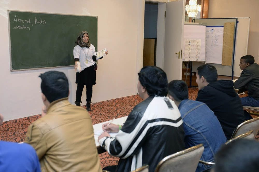 Der Anfang der Integration: Der Deutsch-Kurs ist gut besucht.
