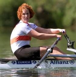 Kathrin Rutschow-Stomporowski am Rudern (Foto: dpa).