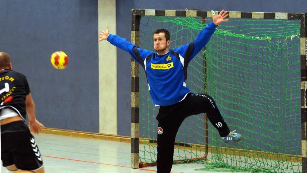 SG-Keeper Jens Hoffmann stand schwer unter Beschuss, weil seine Vorderleute keinen Druck aufbauten.