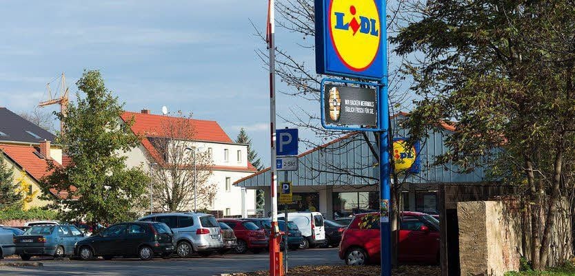 Der Lidl nahe des Merseburger Bahnhofs wird erweitert.