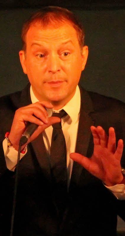Der Tenor Björn Casapietra war mit seinem Konzertprogramm „Summer love songs“ in Sangerhausen.