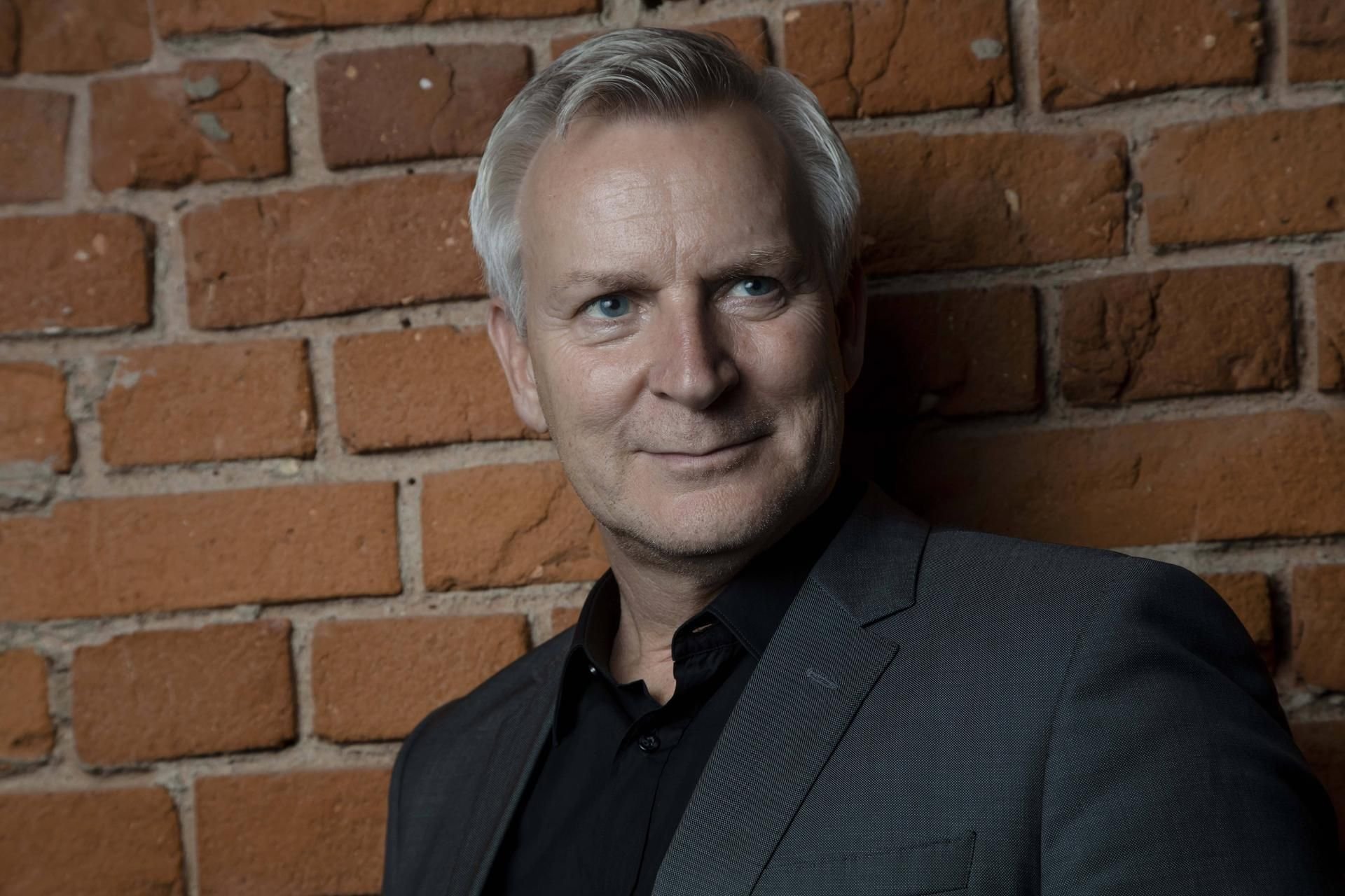 Sänger und Komponist Dirk Michaelis. Er war Frontmann der Band Karussell.